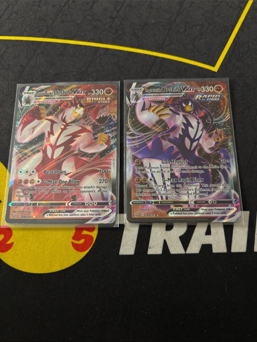 Urshifu VMAX Pokémon TCG Holo Card Duo - Red & Purple